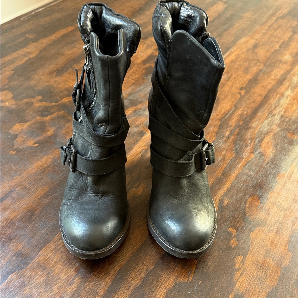 Black Women's Boots